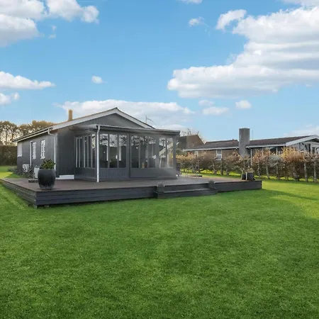 Feriehus Stunning In With Kitchen